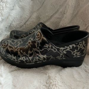 Dansko professional clogs